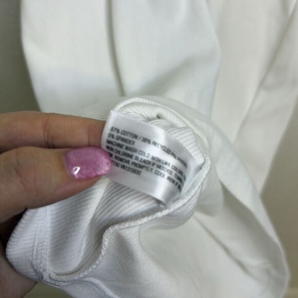 NWT- Wild Fable- white ribbed, body con casual dress with low back-size XS - Picture 7 of 7